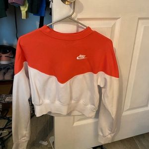 Nike crewneck